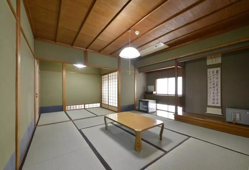Zen Hostel