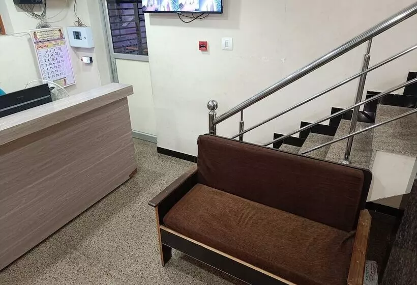 هاستل La Grande Residency