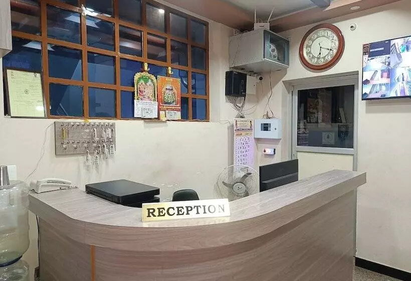 هاستل La Grande Residency