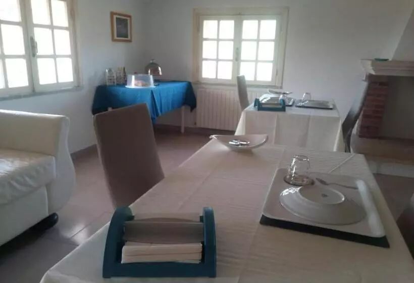 Bed & Breakfast Suite
