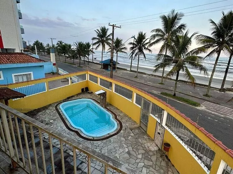 Hostel Encanto De Mongagua