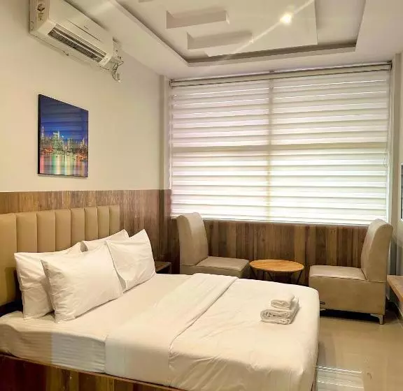ホテル Avenue Suites Near International Airport Bangalore