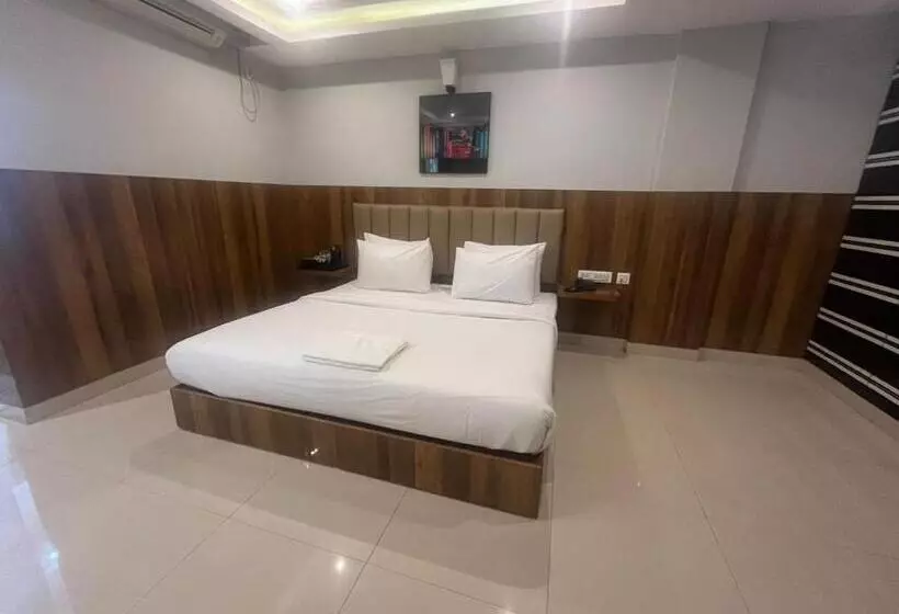 ホテル Avenue Suites Near International Airport Bangalore