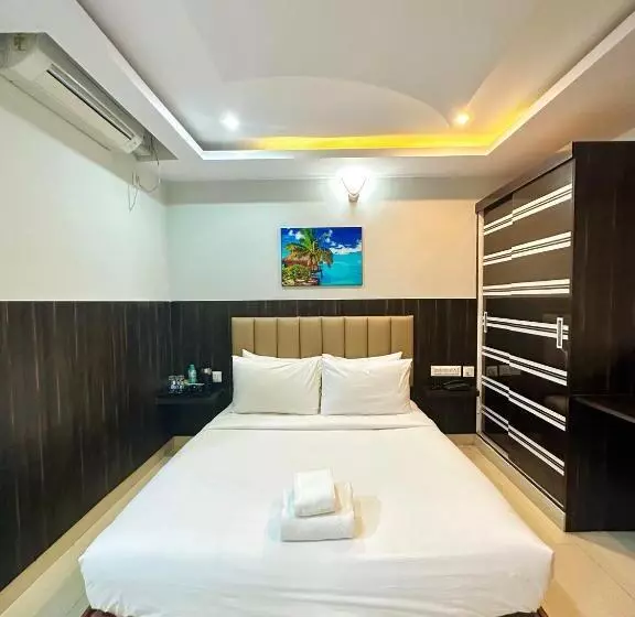 ホテル Avenue Suites Near International Airport Bangalore