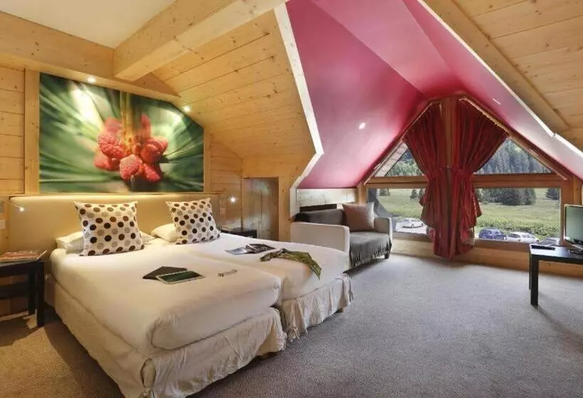 Hotelli Les Roches 1500