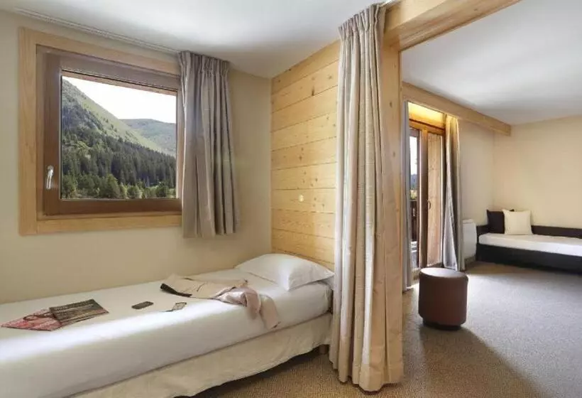 Hotelli Les Roches 1500