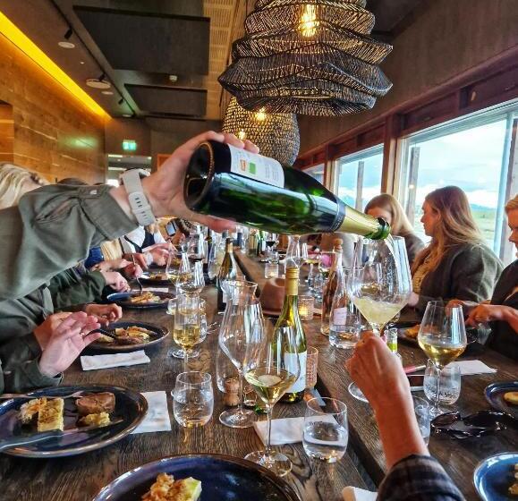 هتل West Ranga Lodge