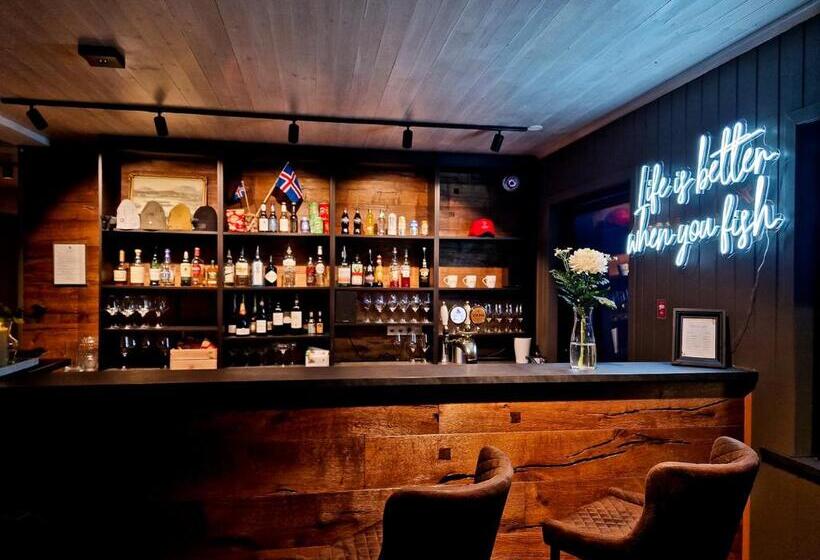 هتل West Ranga Lodge