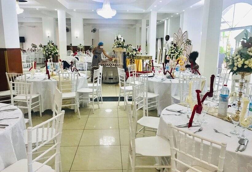 Sky Blue Hotel Espace