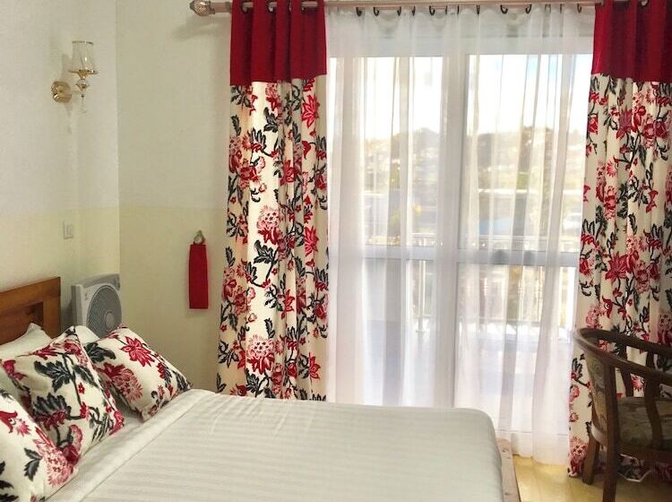 Sky Blue Hotel Espace