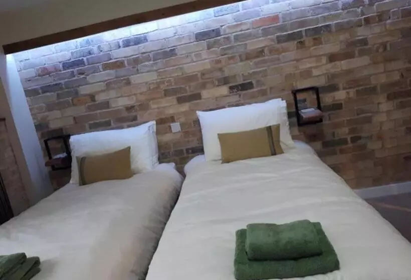 Top Tip Rooms Newmarket