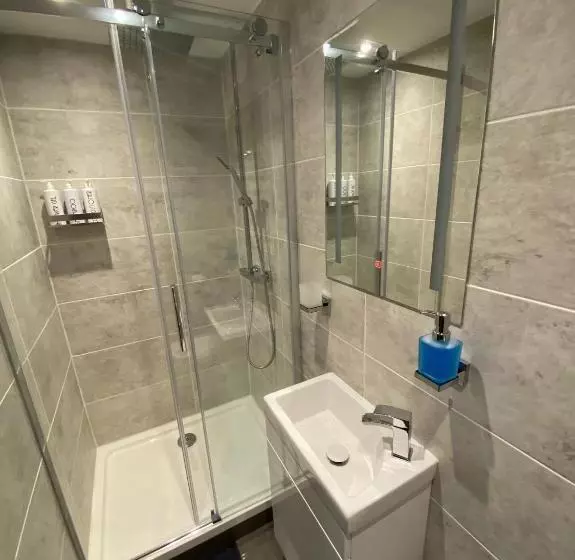 Top Tip Rooms Newmarket