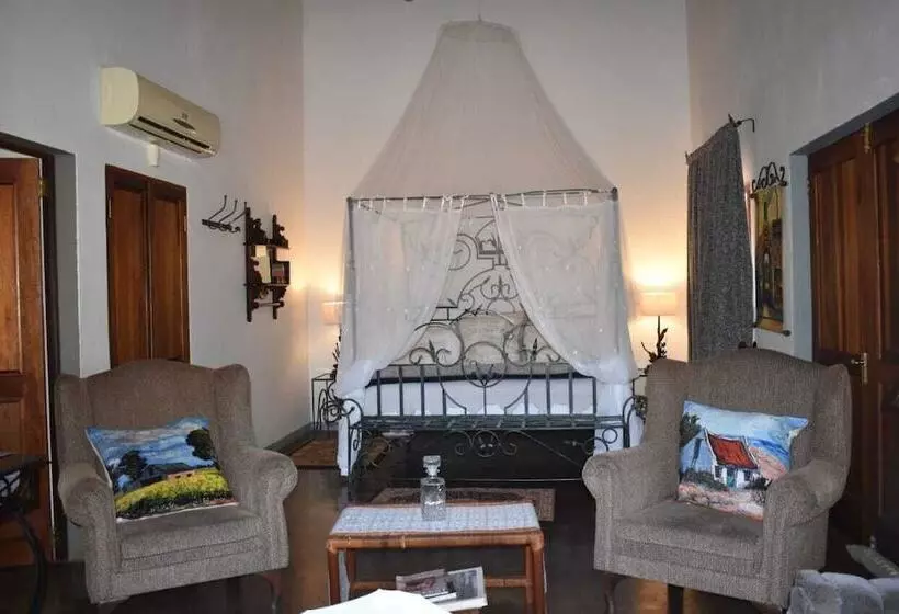 ホテル Trekpad Safaris