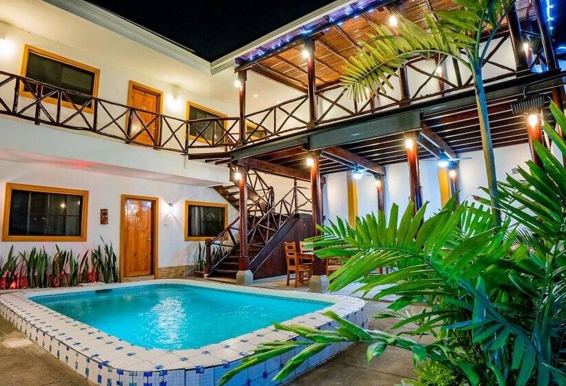 هتل Boutique Mosaico