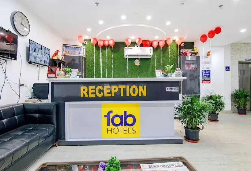 Fabhotel Gp Royal