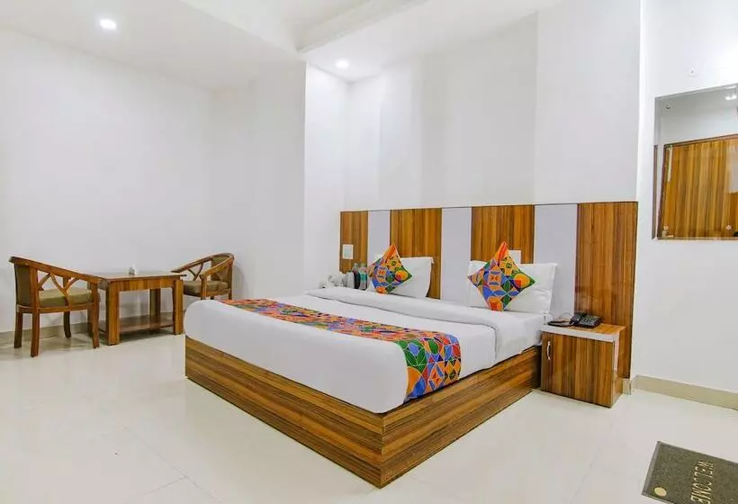Fabhotel Gp Royal