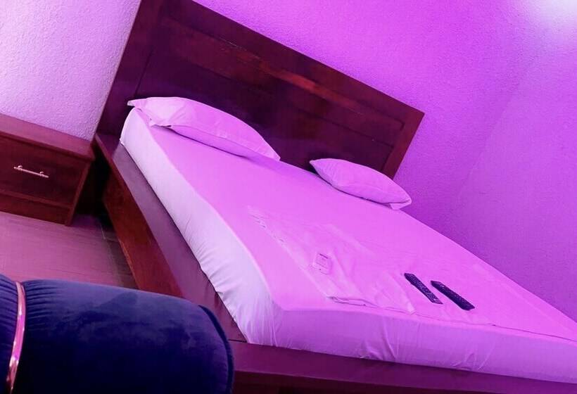 هتل Résidence Aïcha Tambacounda