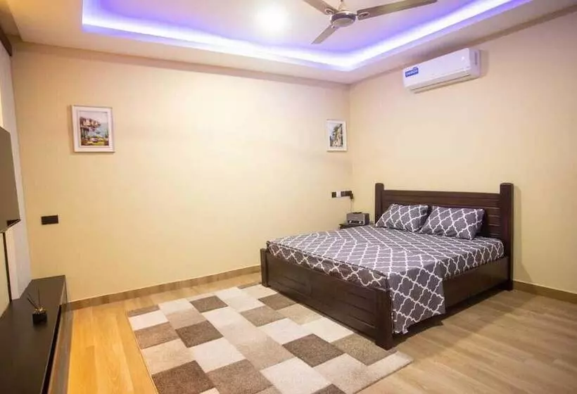 Js Way Apartments And Executive