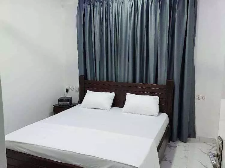 Js Way Apartments And Executive