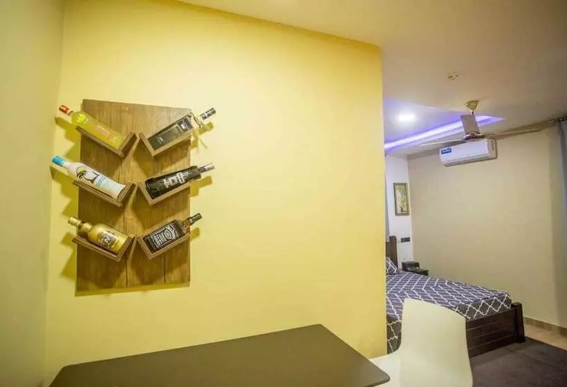 Js Way Apartments And Executive