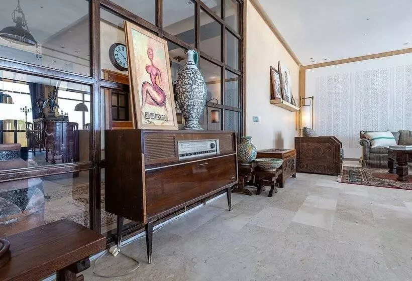 ペンション La Villa Joubert