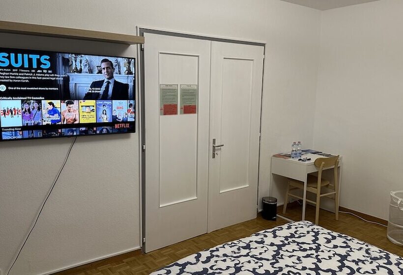 פנסיון Quartier De Meyrin