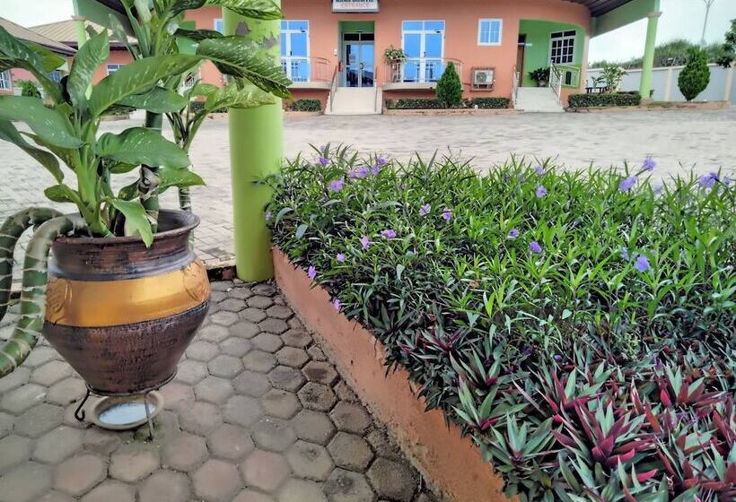 Pension Room In Guest Room   Renajoe Exclusive Guesthouse Tema Community 9