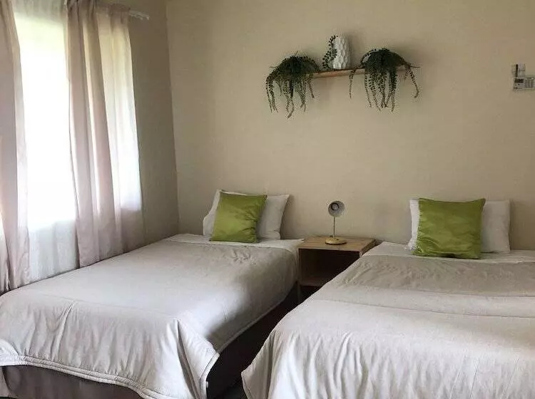 پانسیون Wanakah Estate Guesthouse