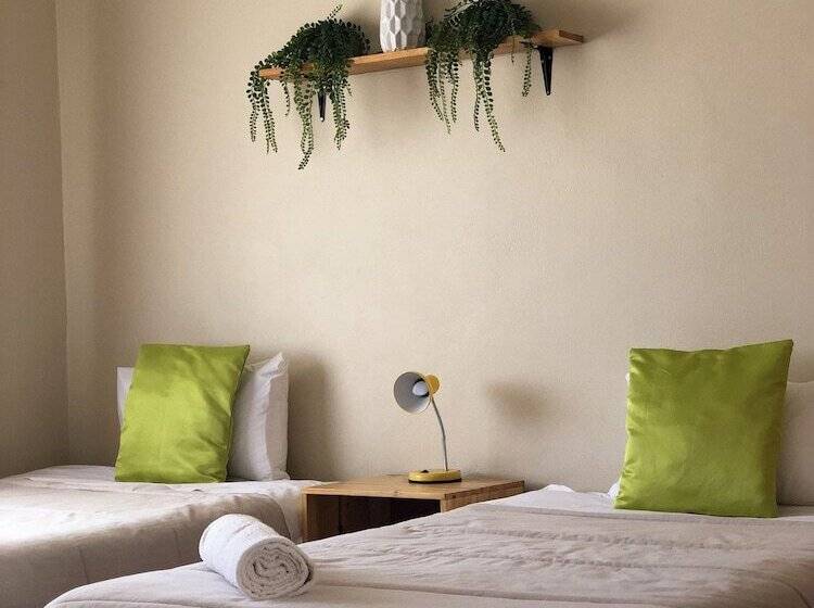 پانسیون Wanakah Estate Guesthouse