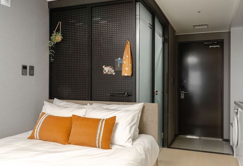 Urbanstay Sokcho Beach C