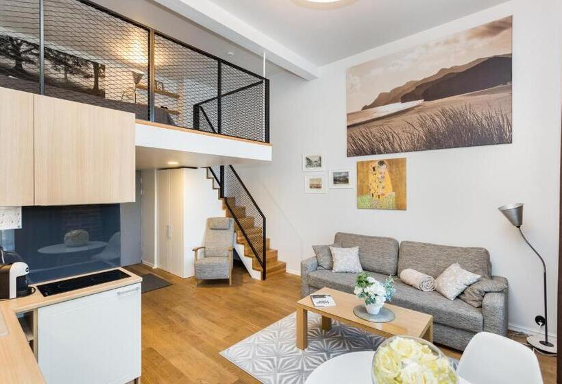 Angleterre Apartments