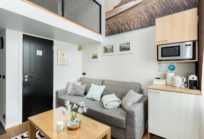 Angleterre Apartments