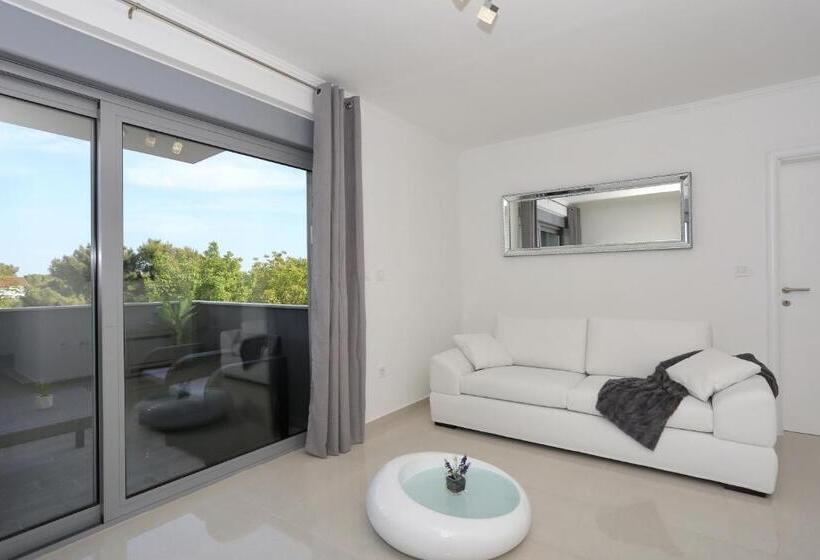 Apartments Sun Resort Nikolina