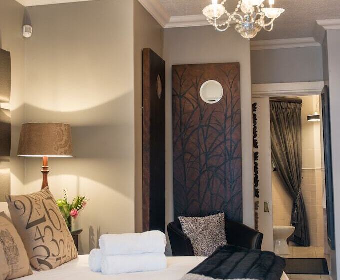 Avemore Jan Cats No 5 With Backup Power