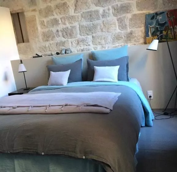 ベッドアンドブレックファースト Intemporelle Maison D Hôtes