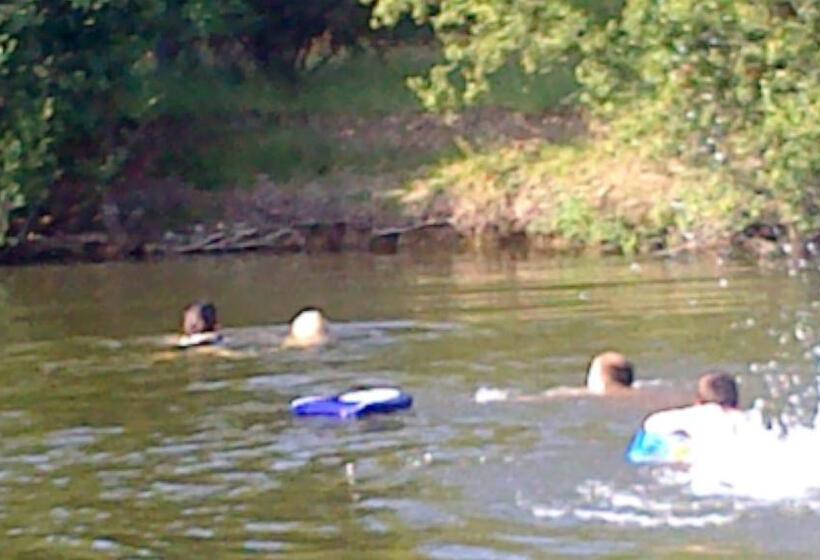 צימר L'autourserie