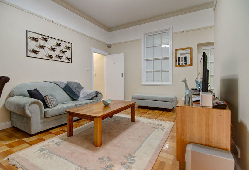 ホテル Ashcroft Apartments