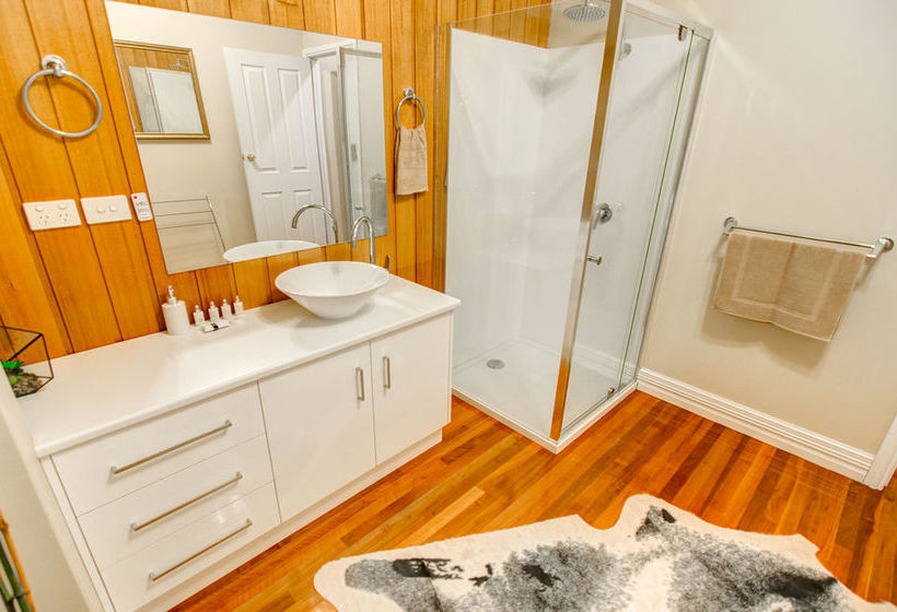 ホテル Ashcroft Apartments