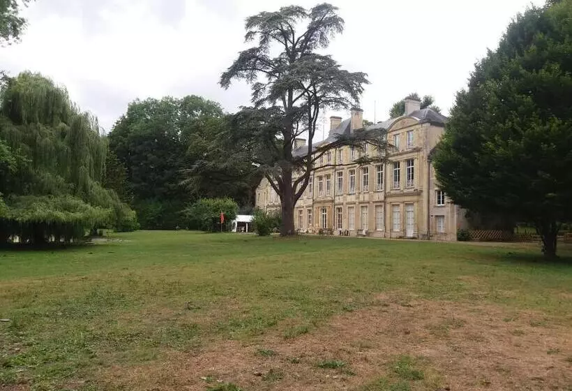 ホテル Chateau Des Chevaliers De Grand Tonne