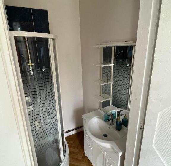 호텔 Chateau Des Chevaliers De Grand Tonne