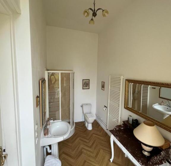 호텔 Chateau Des Chevaliers De Grand Tonne