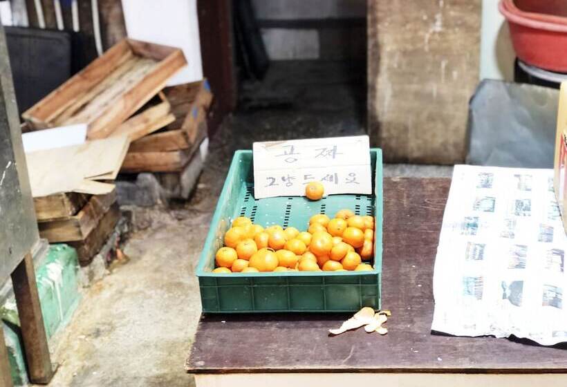 Momento Hotel   Hostel