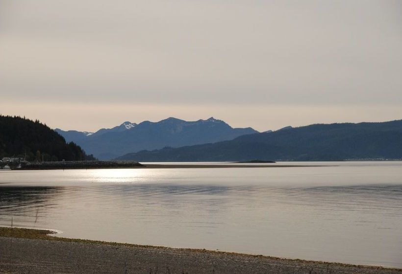 酒店 Northern Shores Lodge