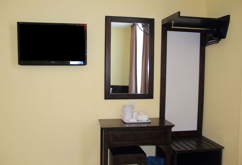 Sun Inns Hotel Pasir Penambang