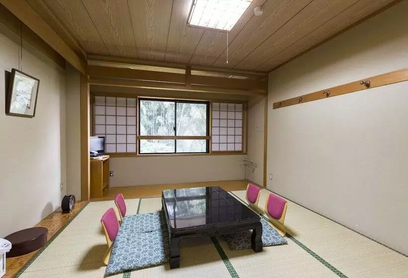 Inuyama International Youth Hostel