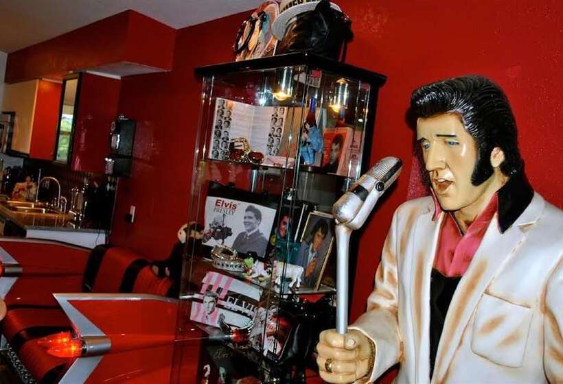 King Condo At Holiday Hills