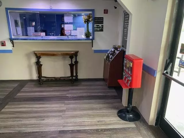 モーテル Americas Express Inn Rocky Mount