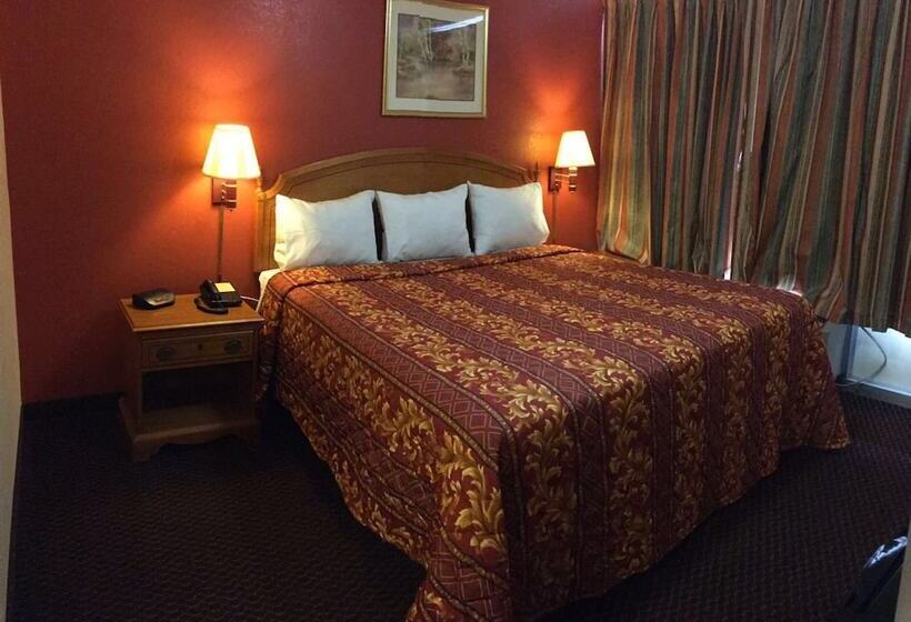 Мотель Voyager Inn