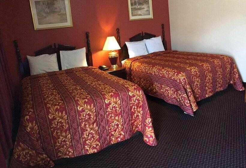 Мотель Voyager Inn