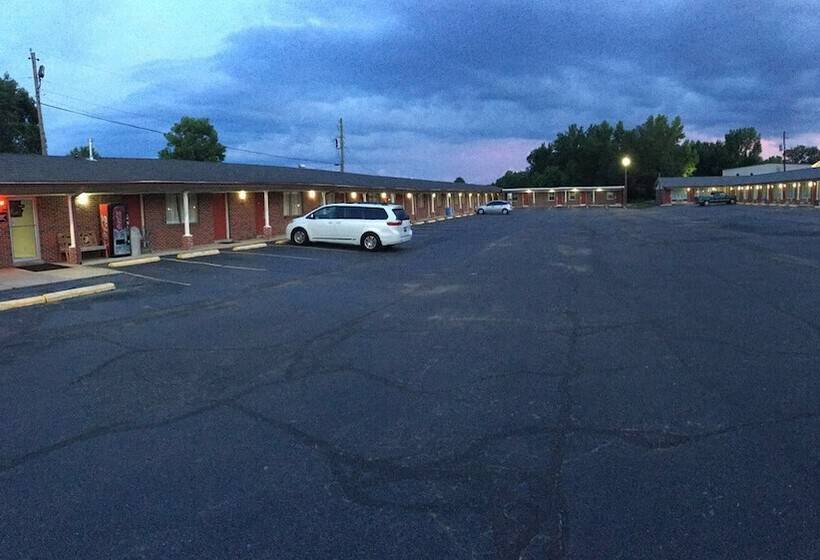 Мотель Voyager Inn